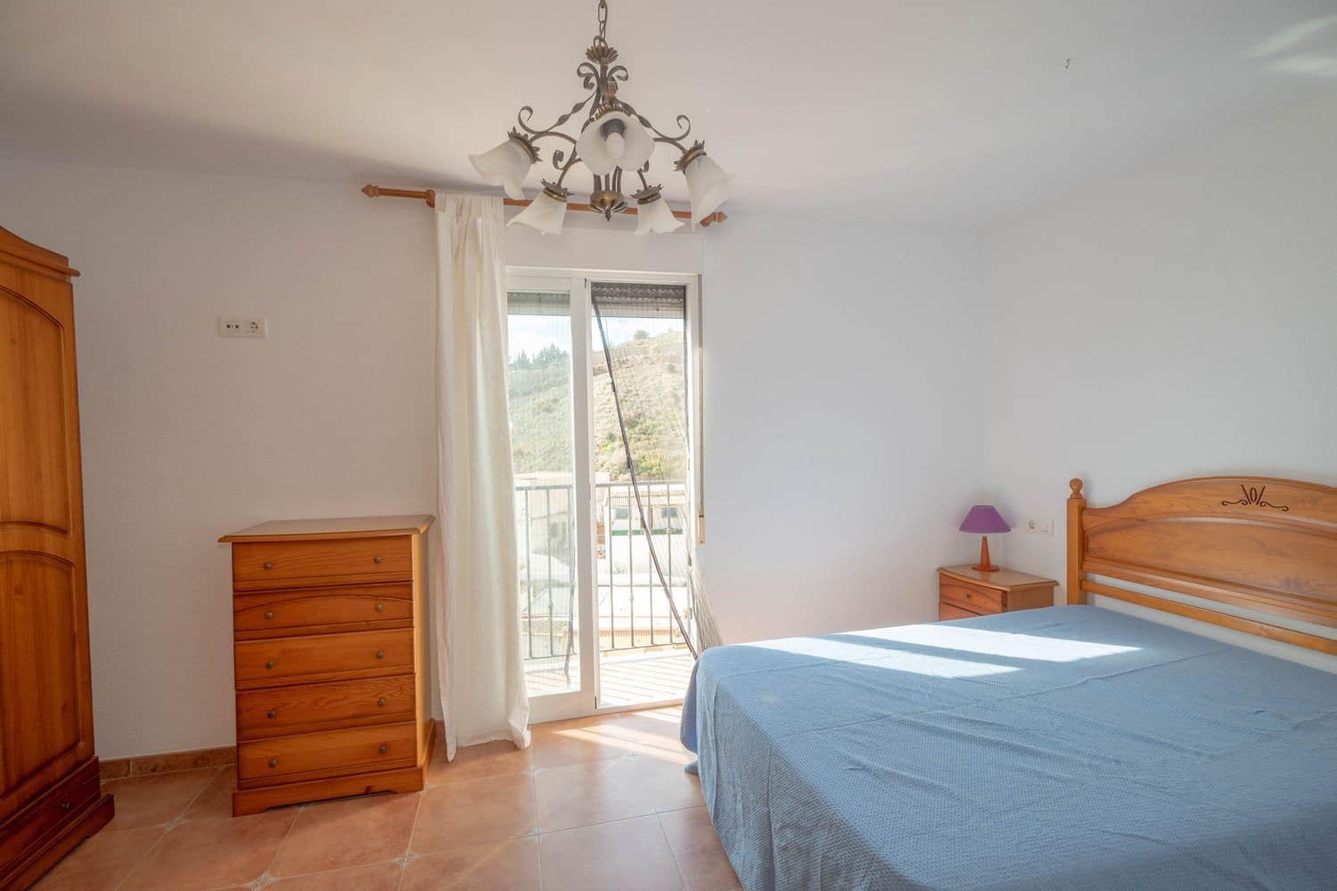 4 soveværelse Byhus til salg i Albunol med garage - € 199.000 (Ref: 8795587)