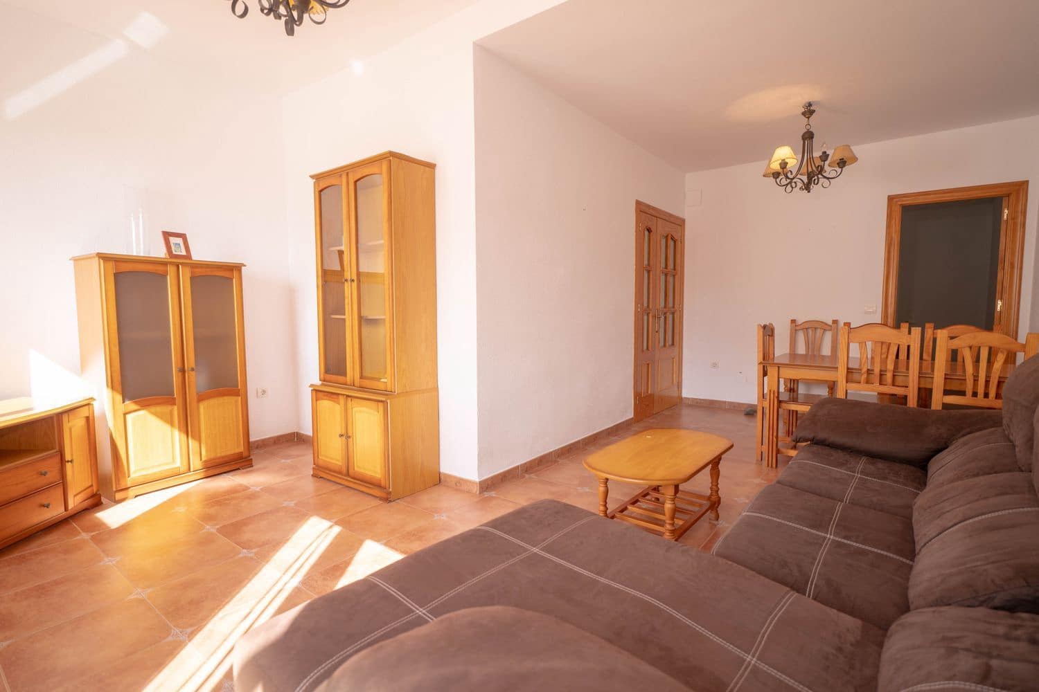 4 soveværelse Byhus til salg i Albunol med garage - € 199.000 (Ref: 8795587)