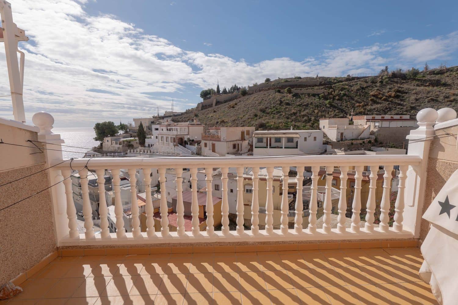 4 soveværelse Byhus til salg i Albunol med garage - € 199.000 (Ref: 8795587)