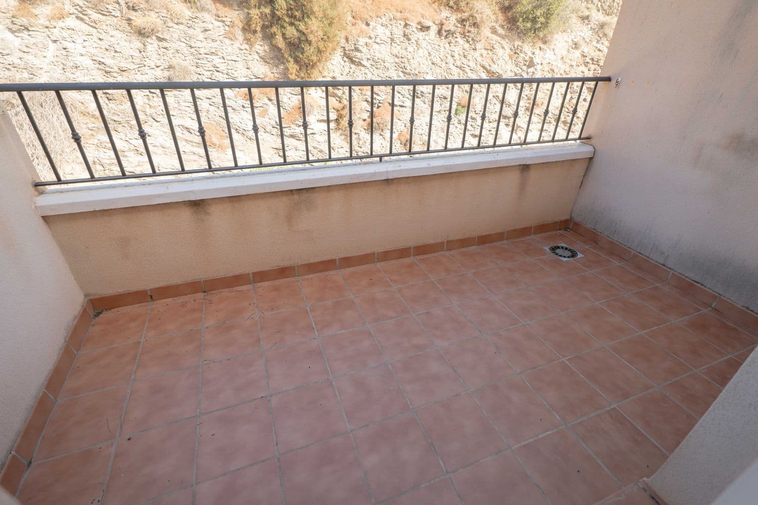 4 soveværelse Byhus til salg i Albunol med garage - € 199.000 (Ref: 8795587)