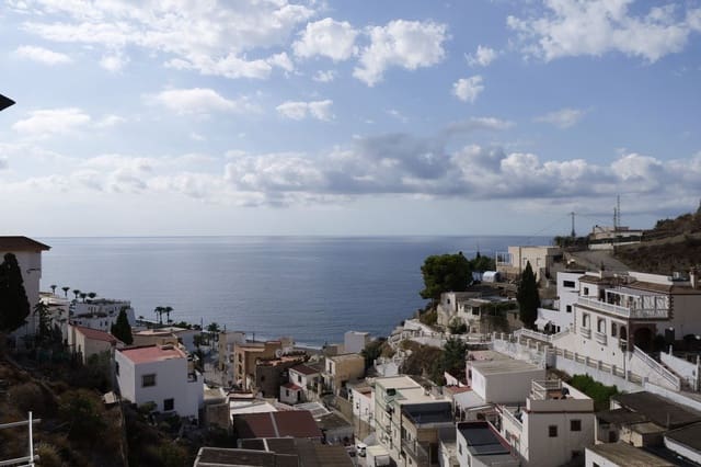 4 soverom Hus til salgs i La Rabita, Albuñol med garasje - € 199 000 (Ref: 8795587)