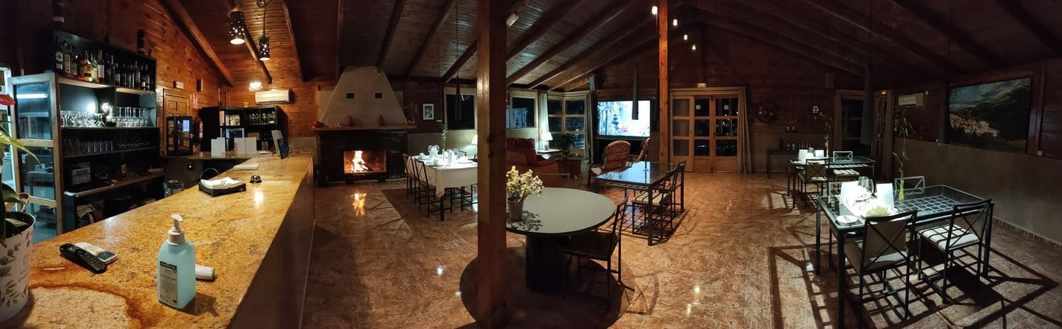 5 soveværelse Finca/Landehus til salg i Nevada med swimmingpool garage - € 550.000 (Ref: 8840579)