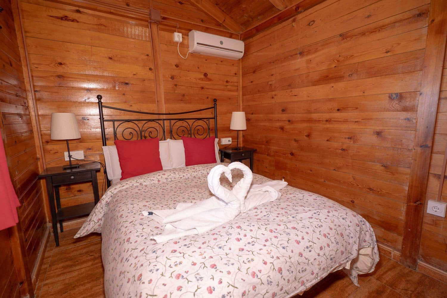 5 soveværelse Finca/Landehus til salg i Nevada med swimmingpool garage - € 550.000 (Ref: 8840579)