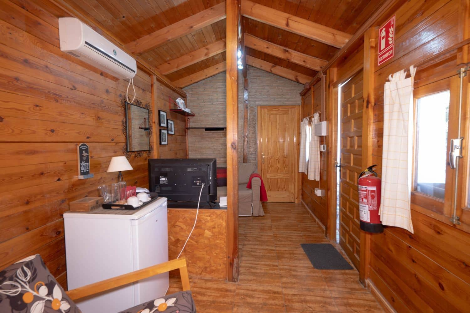 5 soveværelse Finca/Landehus til salg i Nevada med swimmingpool garage - € 550.000 (Ref: 8840579)