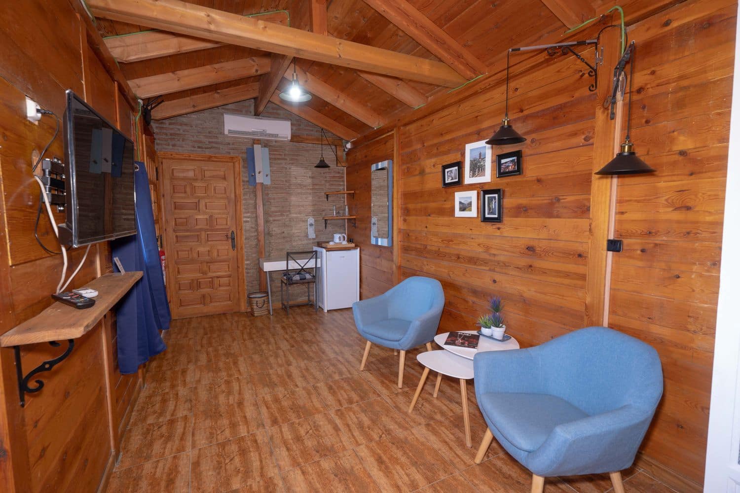 5 soveværelse Finca/Landehus til salg i Nevada med swimmingpool garage - € 550.000 (Ref: 8840579)