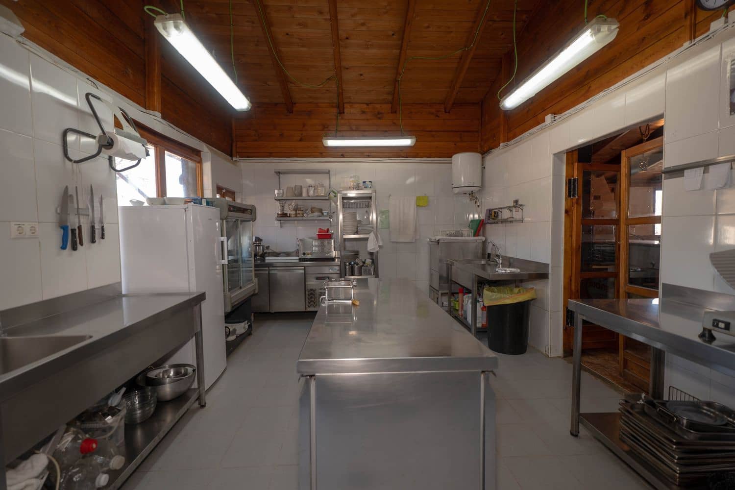 5 soveværelse Finca/Landehus til salg i Nevada med swimmingpool garage - € 550.000 (Ref: 8840579)