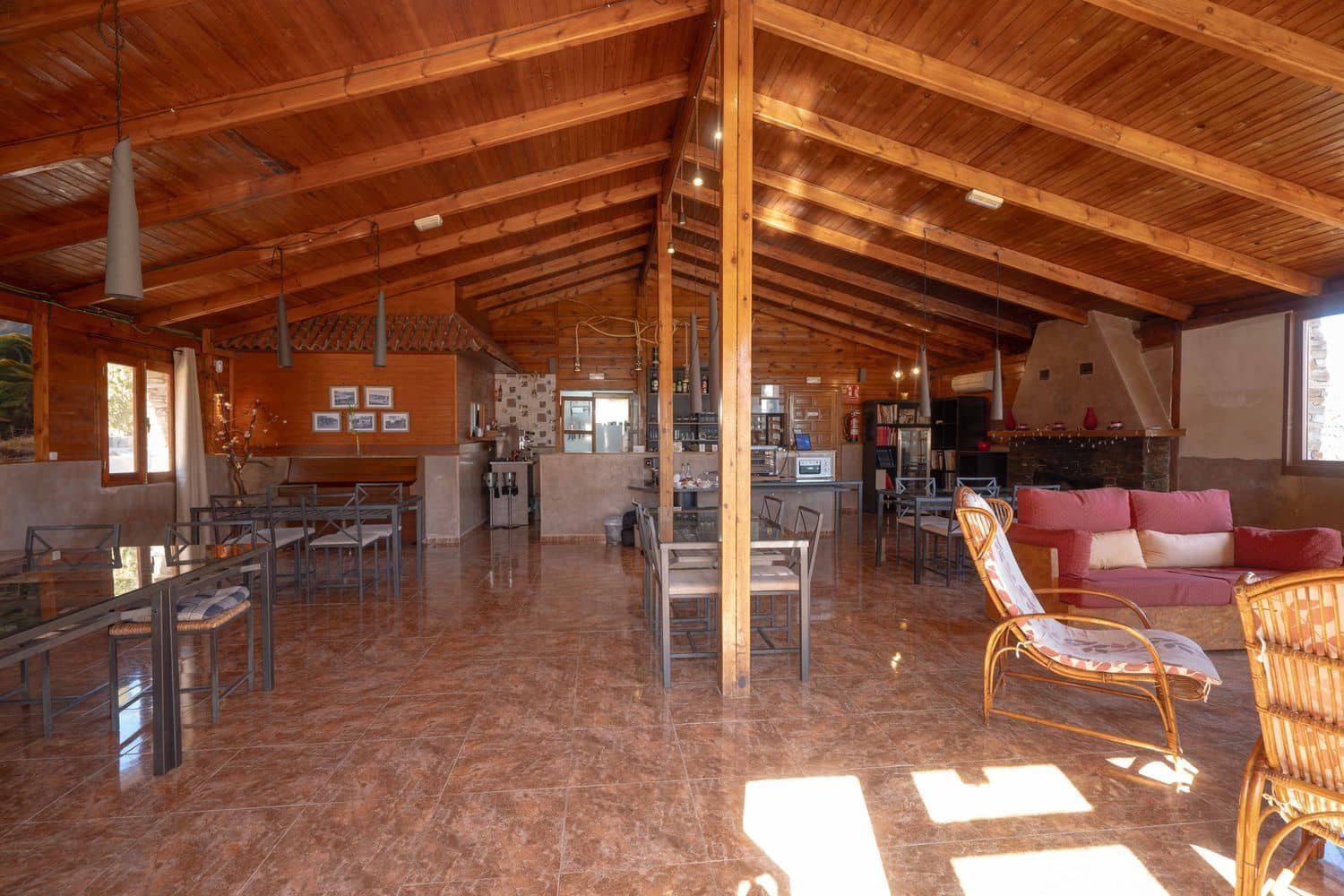 5 soveværelse Finca/Landehus til salg i Nevada med swimmingpool garage - € 550.000 (Ref: 8840579)