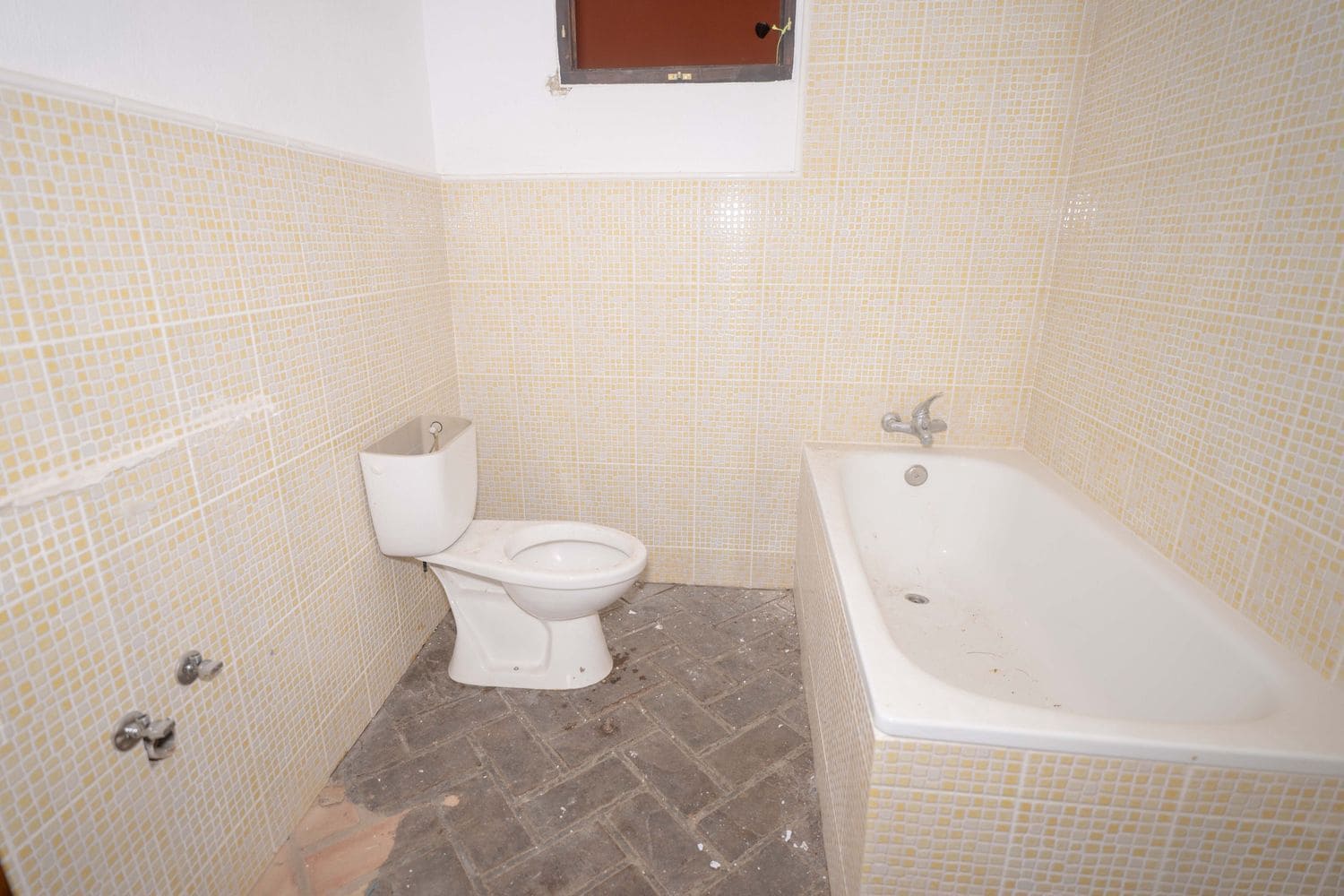 3 soveværelse Byhus til salg i Lobras - € 25.000 (Ref: 8840580)