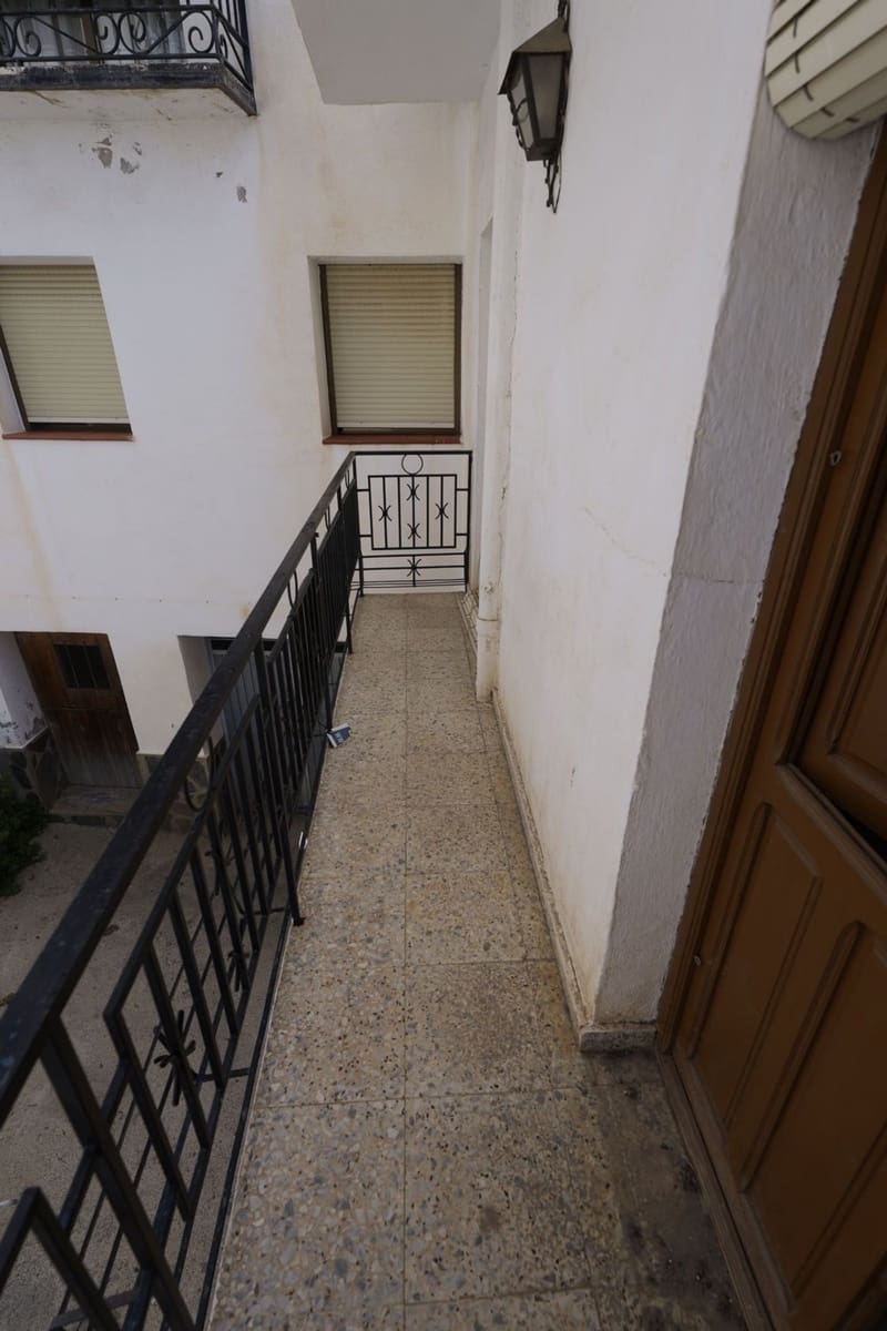 3 sovrum Hus till salu i Berchules med garage - 47 000 € (Ref: 8945851)