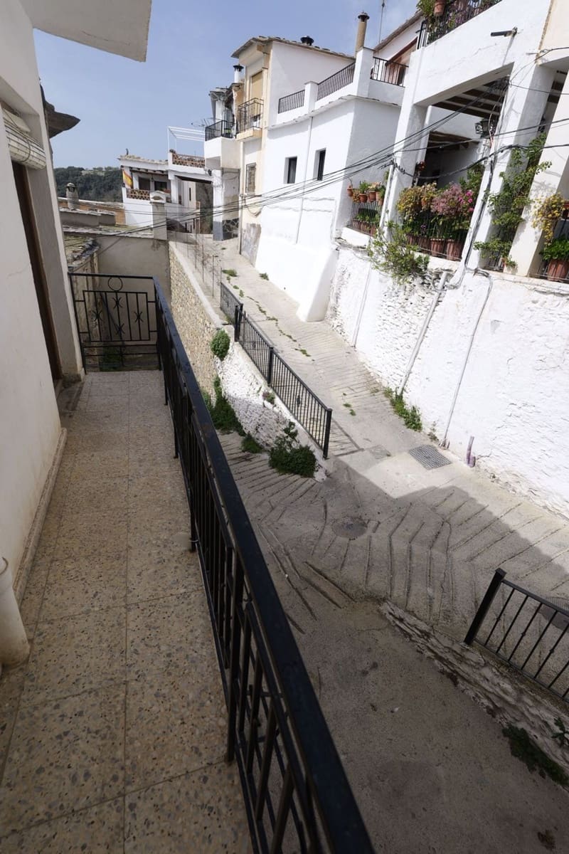 3 sovrum Hus till salu i Berchules med garage - 47 000 € (Ref: 8945851)