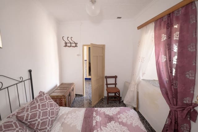 6 soveværelse Finca/Landehus til salg i Lobras med garage - € 59.000 (Ref: 9004582)