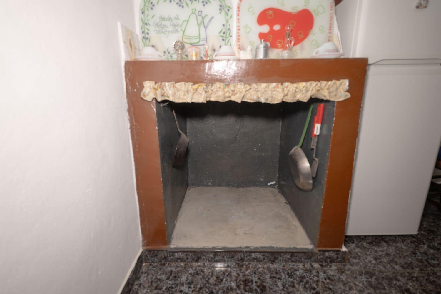 6 soveværelse Finca/Landehus til salg i Lobras med garage - € 59.000 (Ref: 9004582)