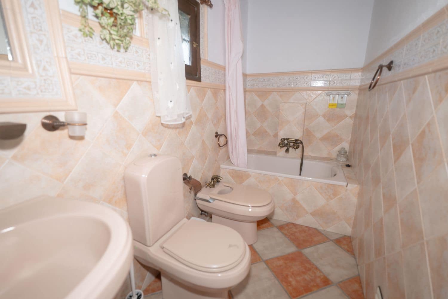 8 soveværelse Finca/Landehus til salg i Lobras - € 325.000 (Ref: 9016728)