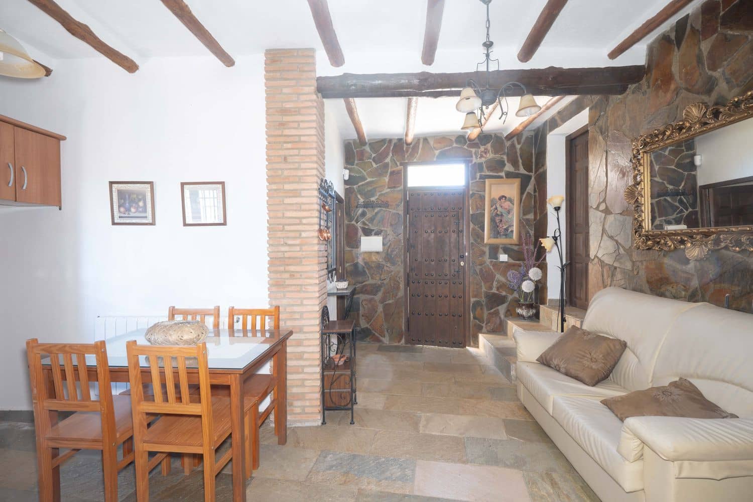 8 soveværelse Finca/Landehus til salg i Lobras - € 325.000 (Ref: 9016728)