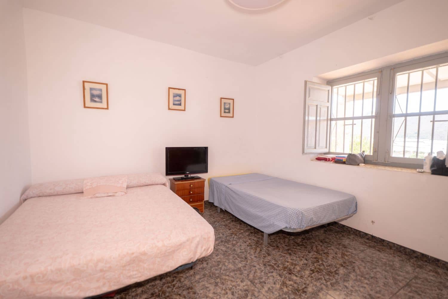 3 soveværelse Villa til salg i Berja med garage - € 85.000 (Ref: 9166726)