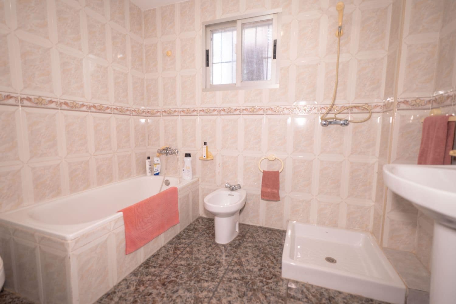 3 soveværelse Villa til salg i Berja med garage - € 85.000 (Ref: 9166726)