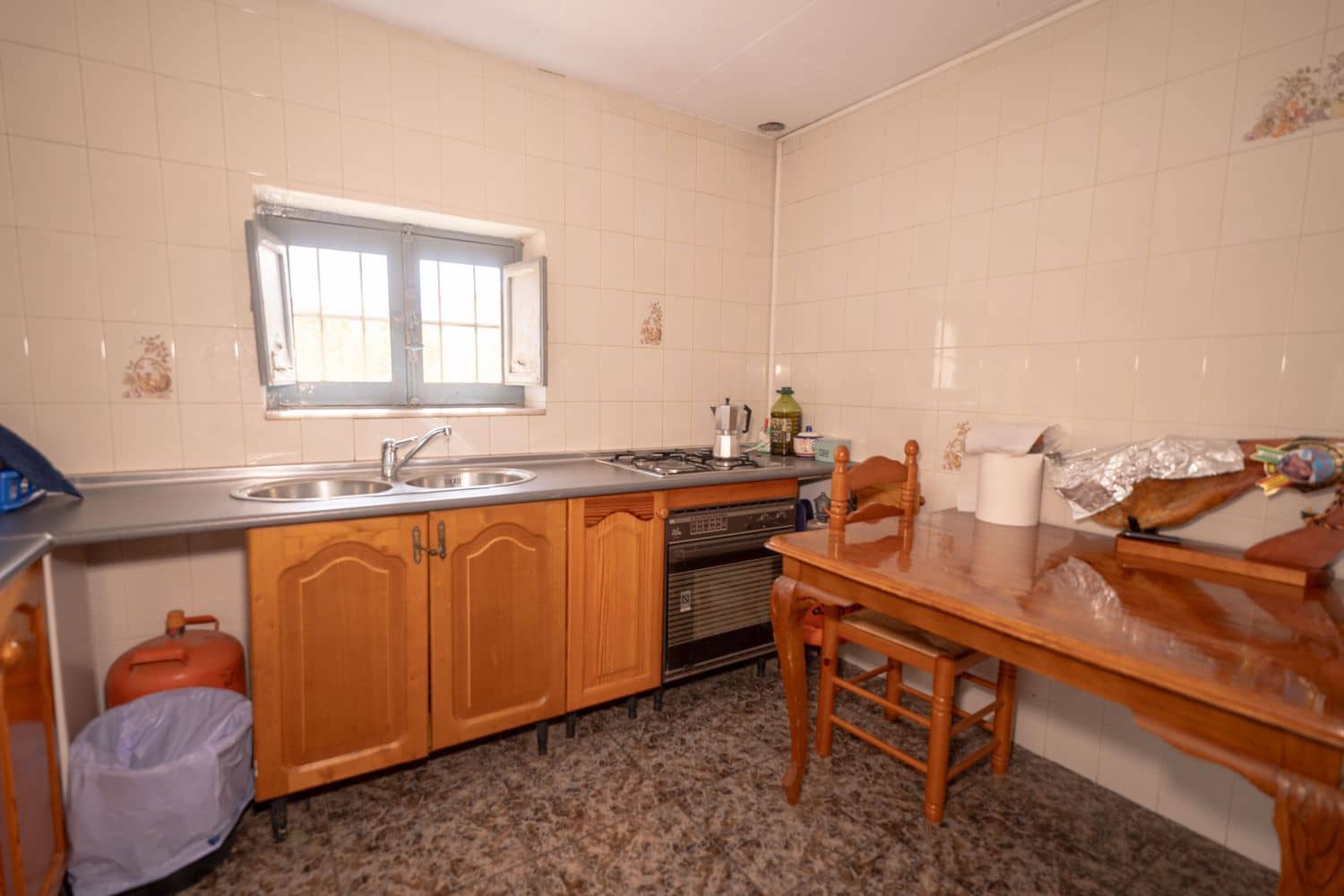 3 soveværelse Villa til salg i Berja med garage - € 85.000 (Ref: 9166726)