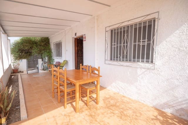 3 makuuhuone Huvila myytävänä paikassa Berja mukana 
autotalli - 85 000 € (Ref: 9166726)