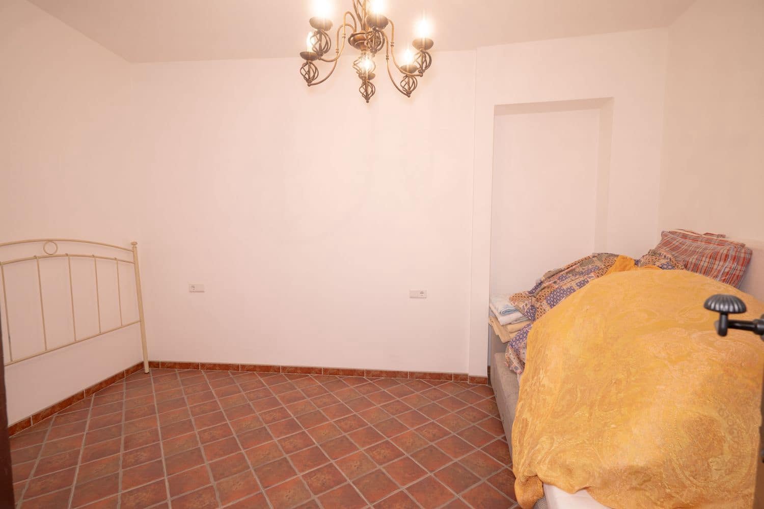 4 soveværelse Byhus til salg i Nevada med garage - € 89.500 (Ref: 9169292)