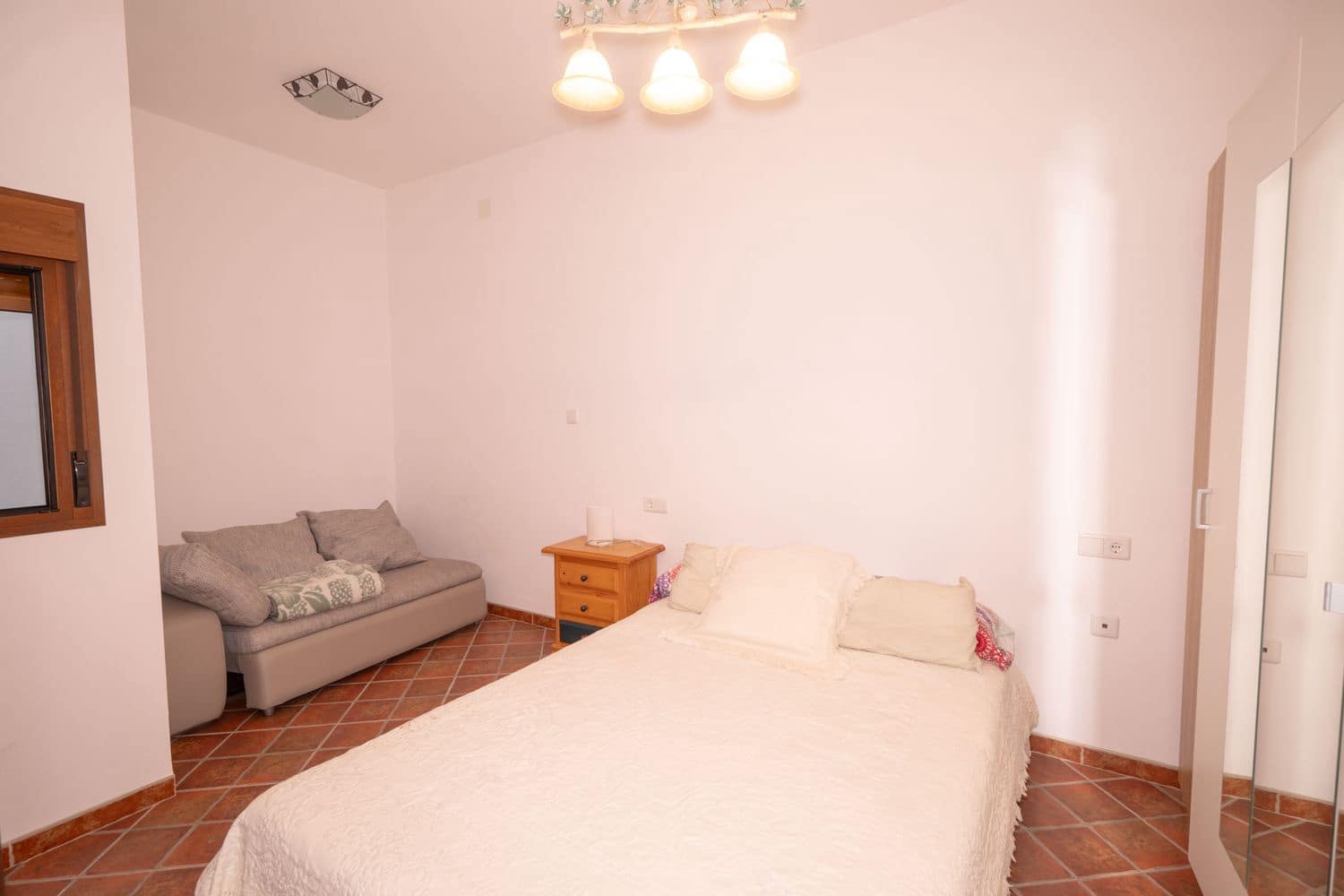 4 soveværelse Byhus til salg i Nevada med garage - € 89.500 (Ref: 9169292)