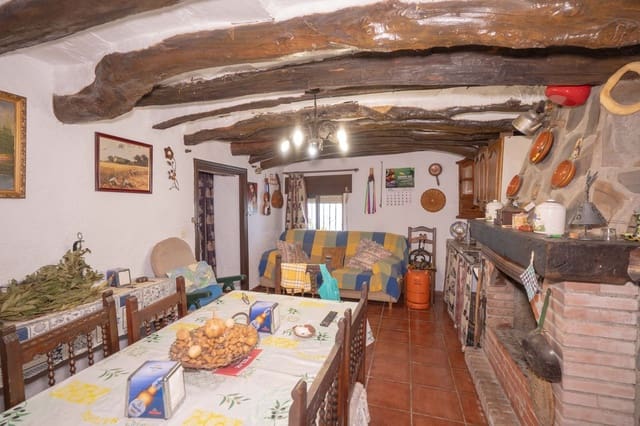 3 soverom Hus til salgs i Paterna del Río med garasje - € 80 000 (Ref: 9198281)