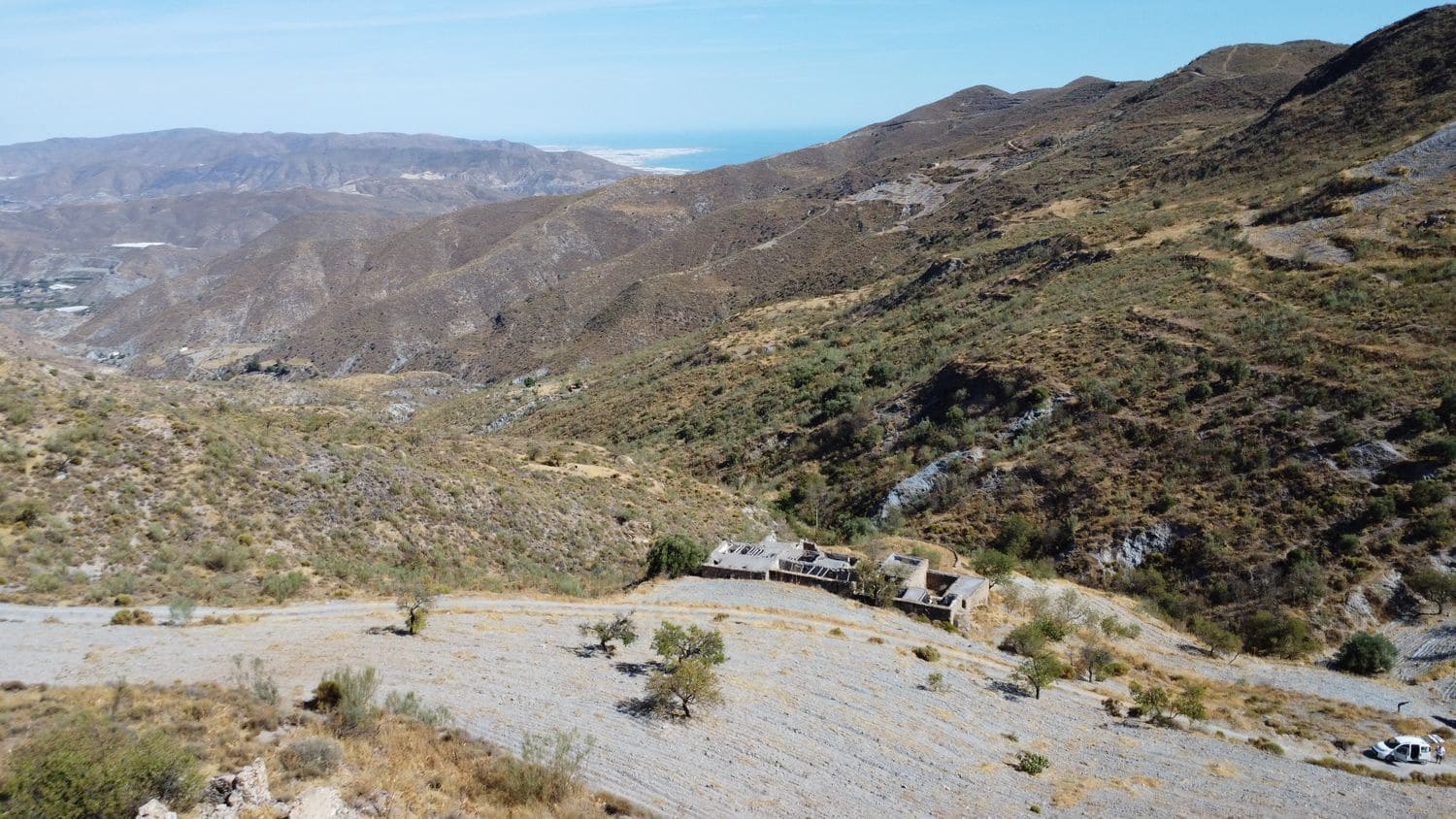 Grunde uden byggetilladelser til salg i Turon - € 9.900 (Ref: 9206158)