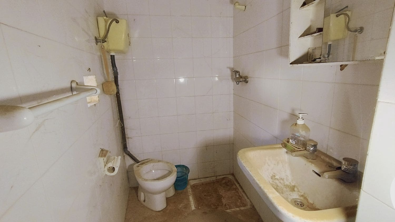 4 soveværelse Finca/Landehus til salg i Turon med garage - € 28.900 (Ref: 9335568)