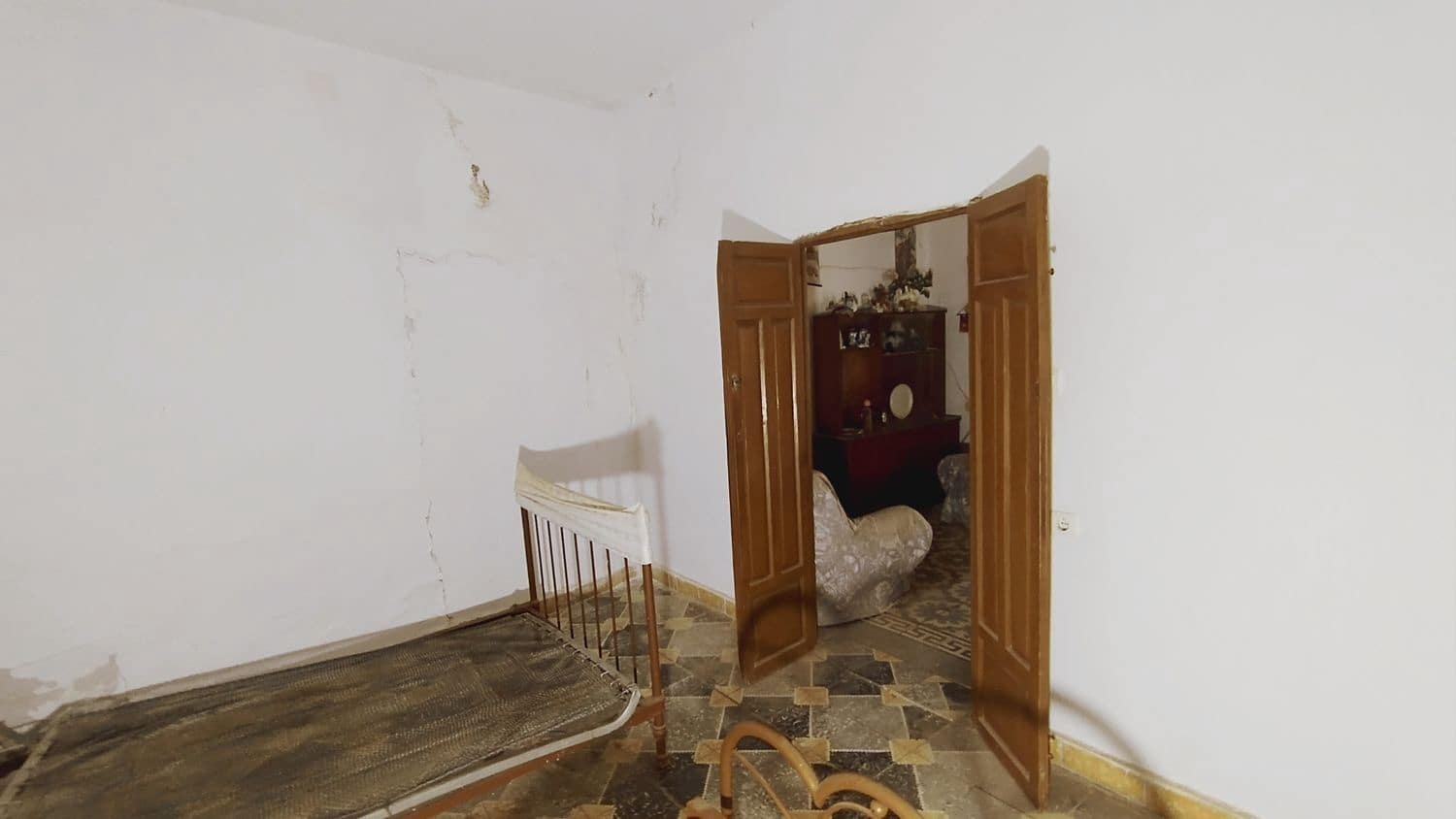 4 soveværelse Finca/Landehus til salg i Turon med garage - € 28.900 (Ref: 9335568)