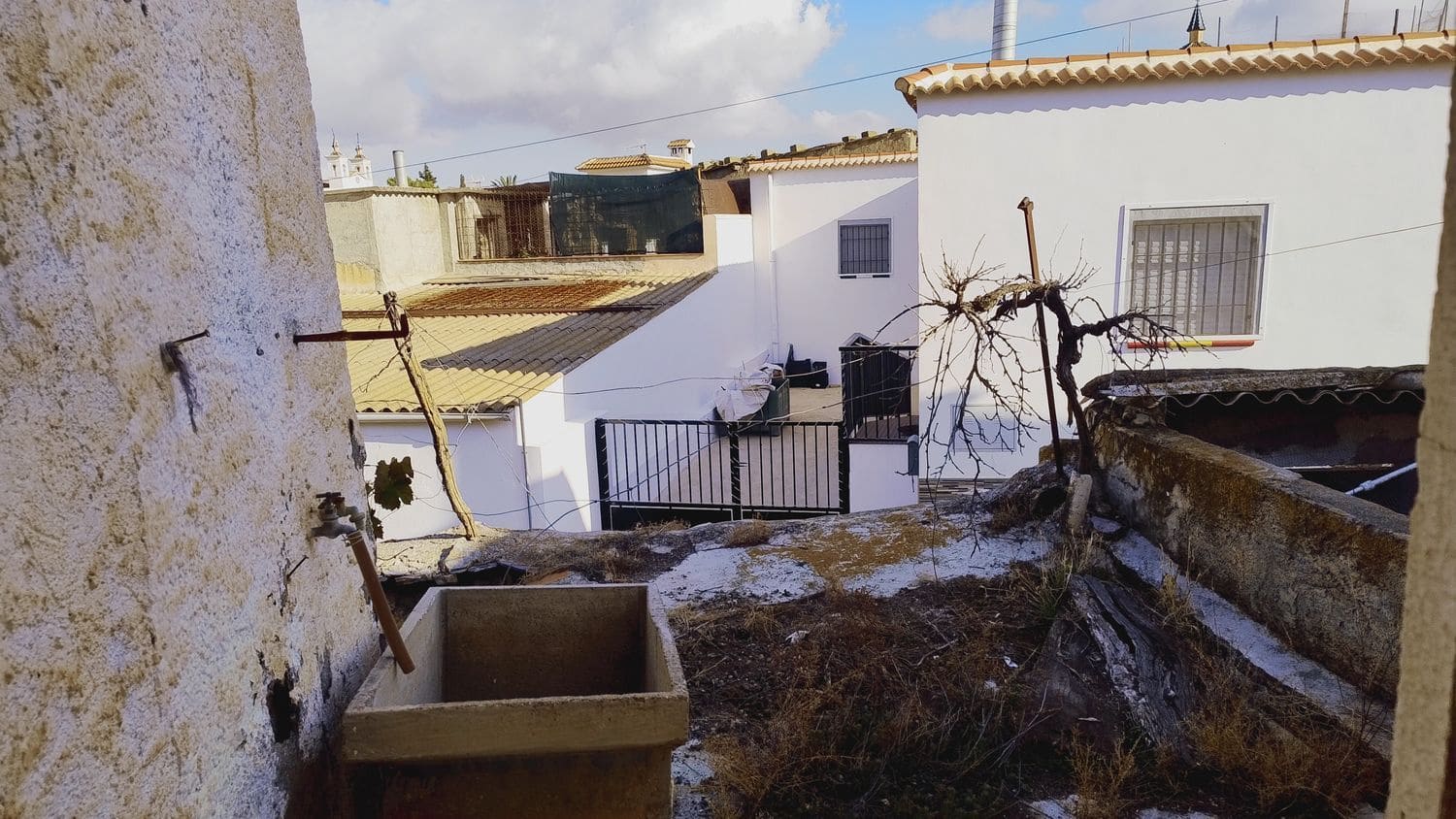 4 soveværelse Finca/Landehus til salg i Turon med garage - € 28.900 (Ref: 9335568)