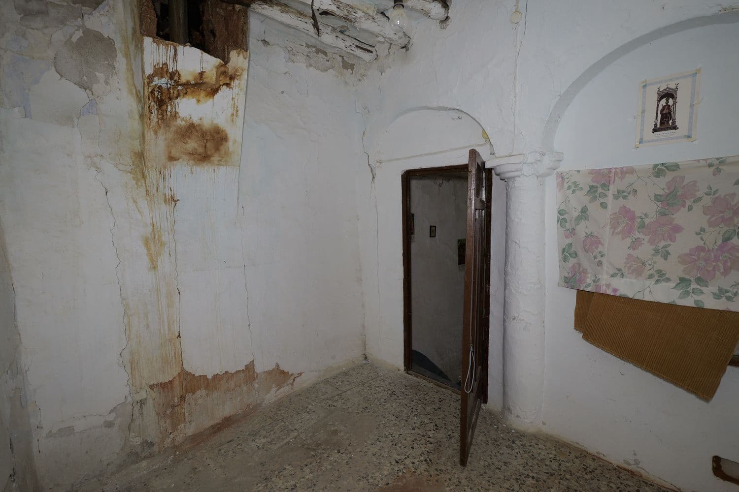 4 soveværelse Finca/Landehus til salg i Turon med garage - € 28.900 (Ref: 9335568)