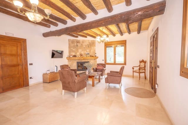 7 soverom Finca/Herregård til salgs i Válor med svømmebasseng garasje - € 990 000 (Ref: 9371337)