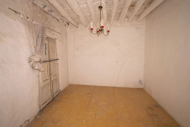 7 soveværelse Byhus til salg i Bérchules med garage - € 49.000 (Ref: 9371338)