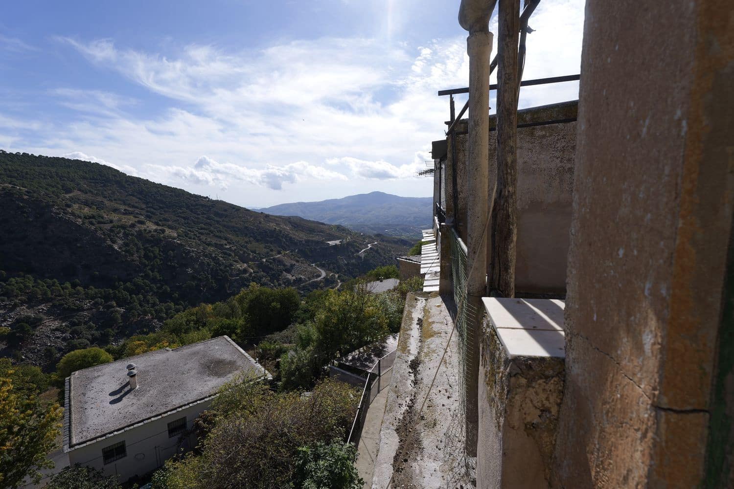 7 chambre Maison de Ville à vendre à Berchules avec garage - 49 000 € (Ref: 9371338)