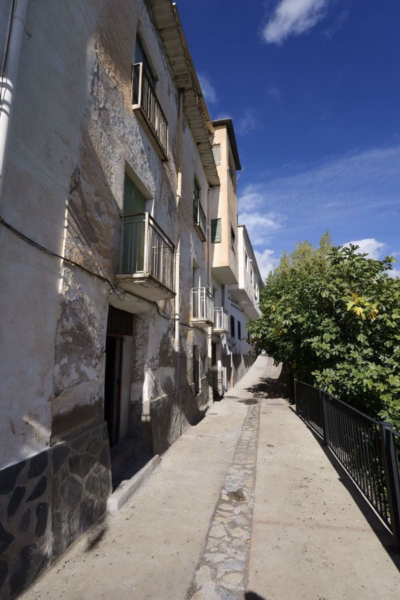 7 chambre Maison de Ville à vendre à Berchules avec garage - 49 000 € (Ref: 9371338)