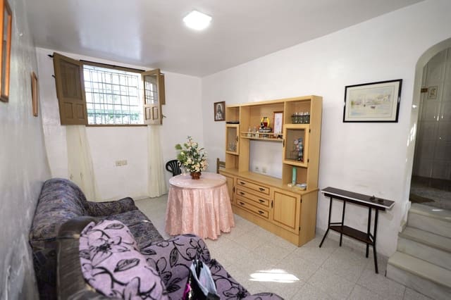 3 makuuhuone Omakotitalo myytävänä paikassa Berja mukana 
autotalli - 84 000 € (Ref: 9451762)