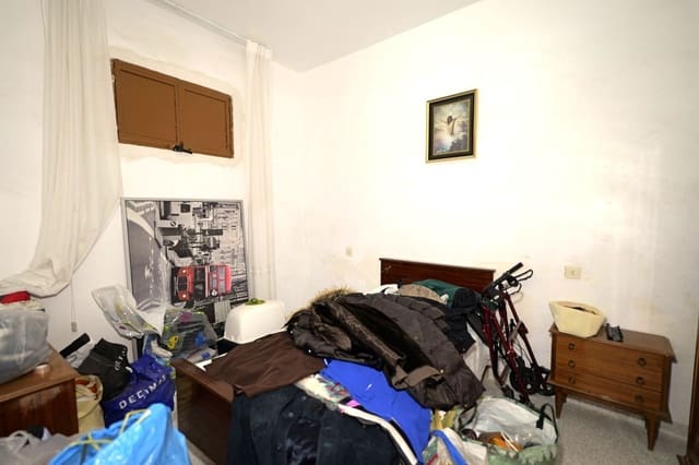 3 makuuhuone Omakotitalo myytävänä paikassa Berja mukana 
autotalli - 84 000 € (Ref: 9451762)