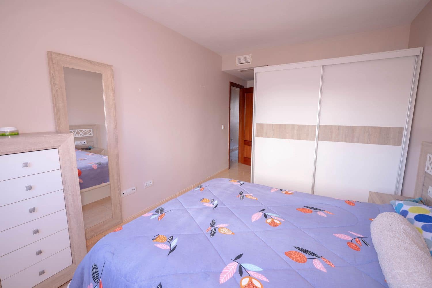 3 bedroom Apartment for sale in El Ejido with garage - € 120,000 (Ref: 9523879)