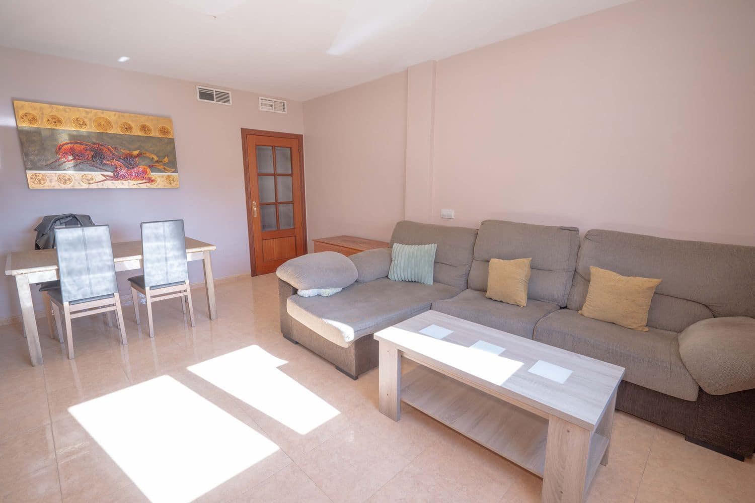 3 bedroom Apartment for sale in El Ejido with garage - € 120,000 (Ref: 9523879)