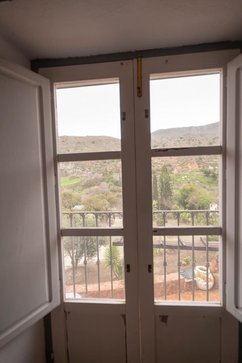 6 quarto Moradia para venda em Berja com garagem - 290 000 € (Ref: 9535481)