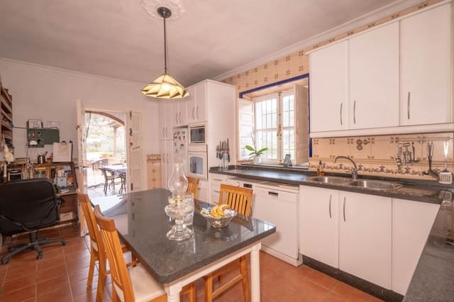 6 quarto Moradia para venda em Berja com garagem - 290 000 € (Ref: 9535481)