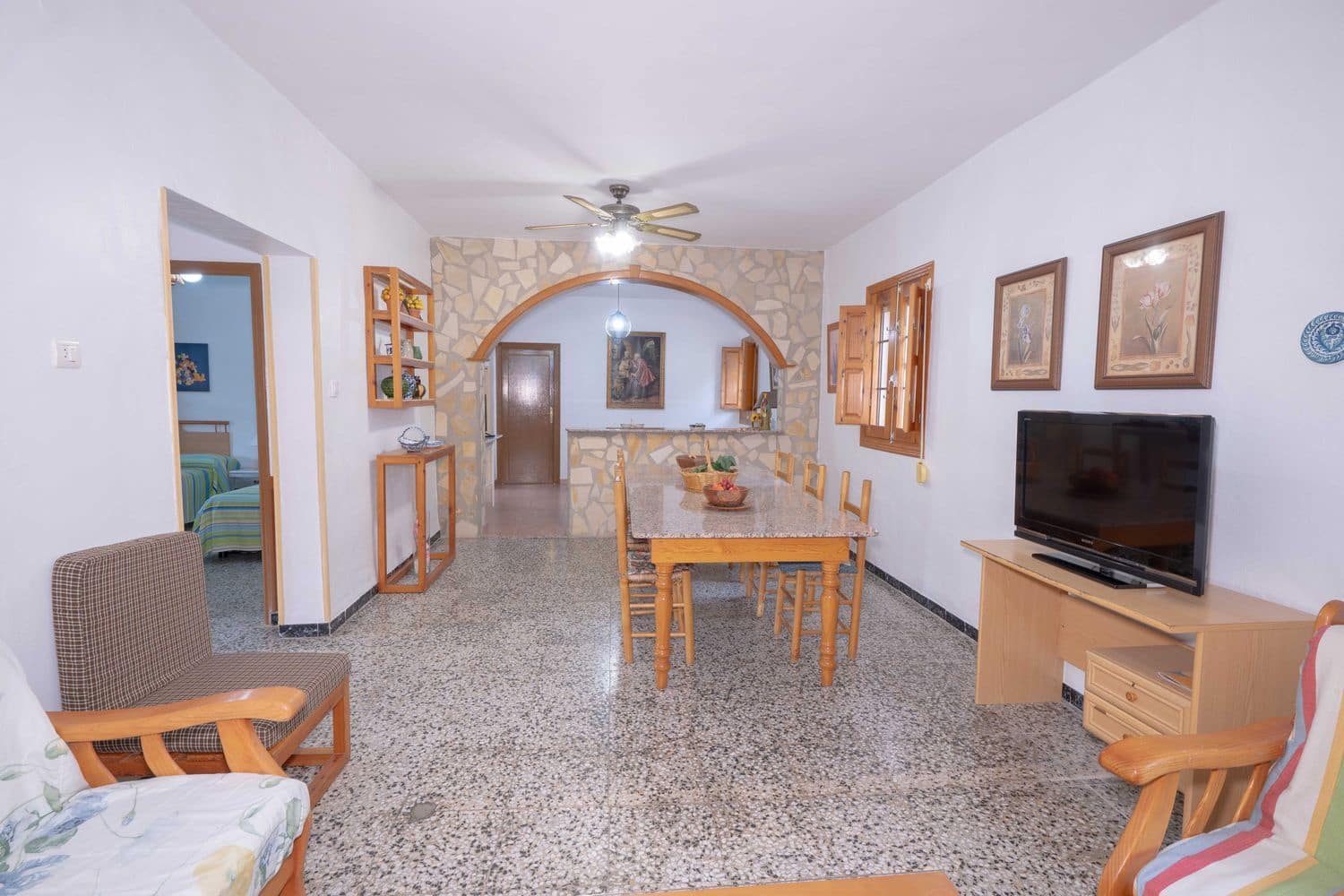 2 makuuhuone Huvila myytävänä paikassa Berja mukana 
autotalli - 120 000 € (Ref: 9669763)