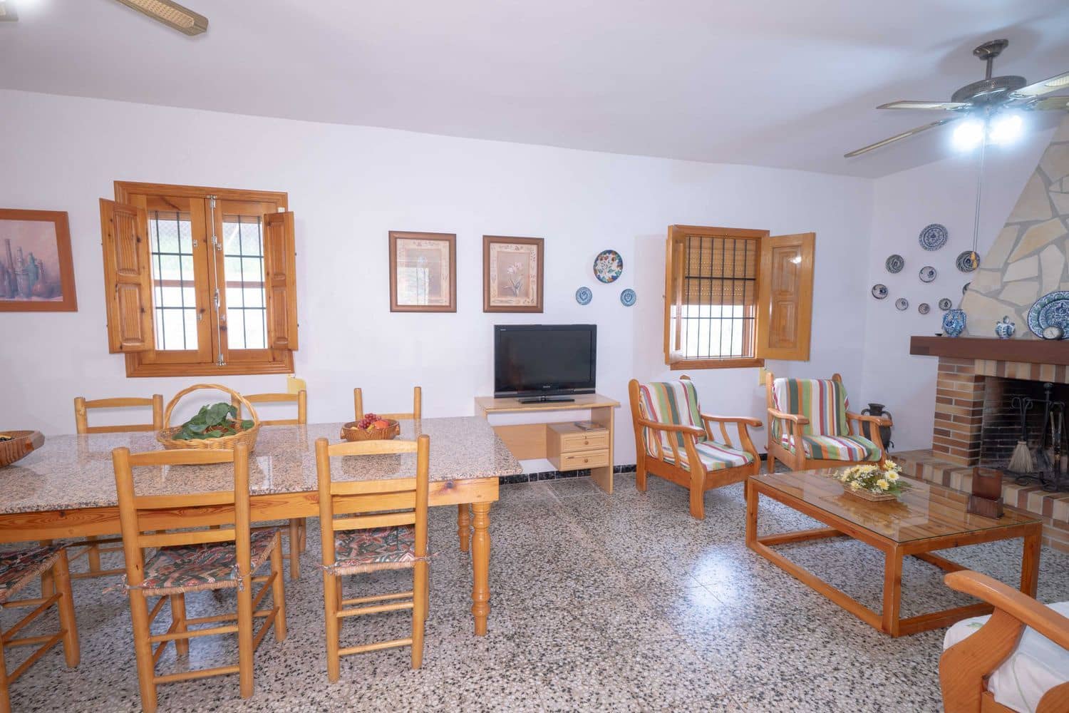 2 makuuhuone Huvila myytävänä paikassa Berja mukana 
autotalli - 120 000 € (Ref: 9669763)