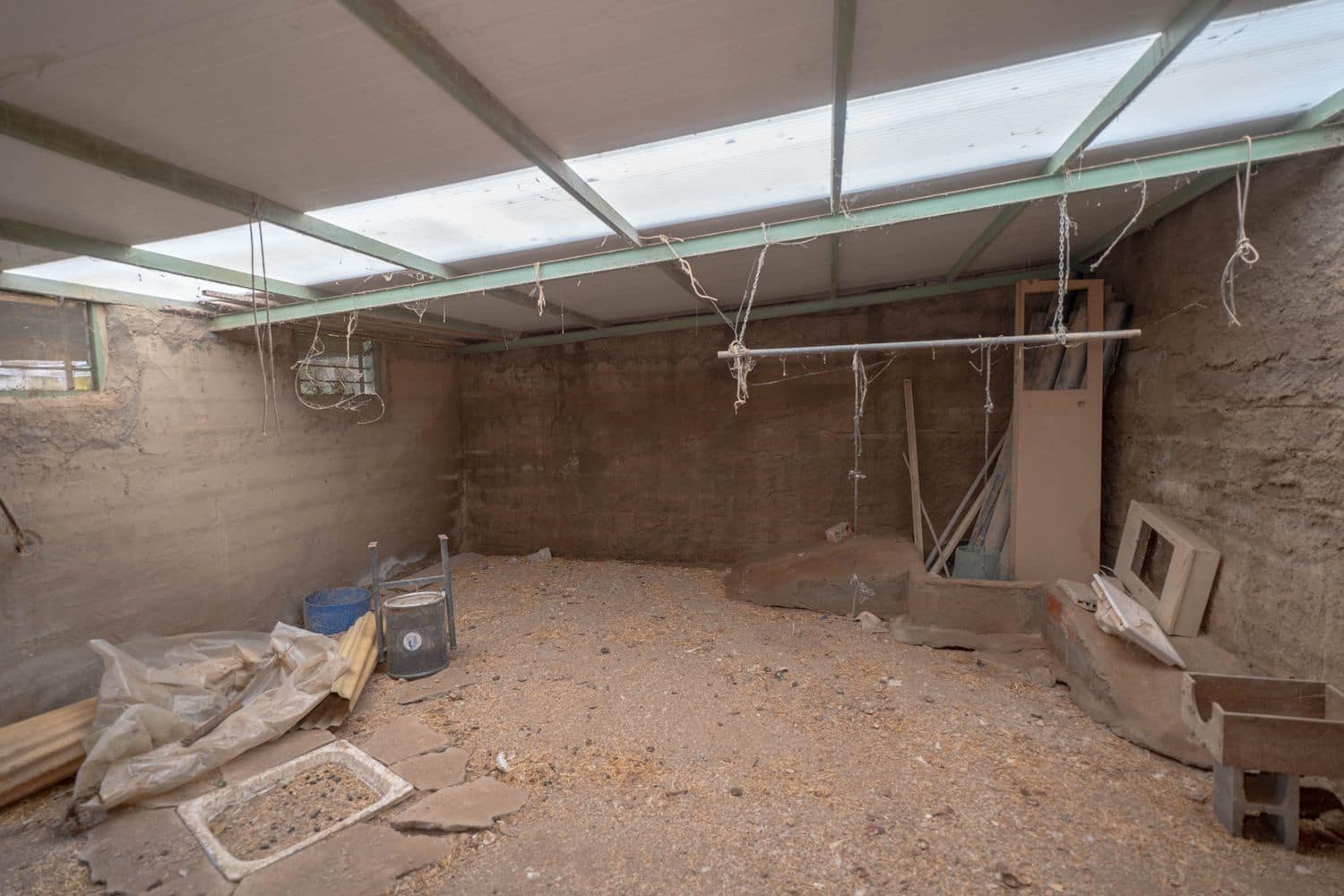 2 makuuhuone Huvila myytävänä paikassa Berja mukana 
autotalli - 120 000 € (Ref: 9669763)