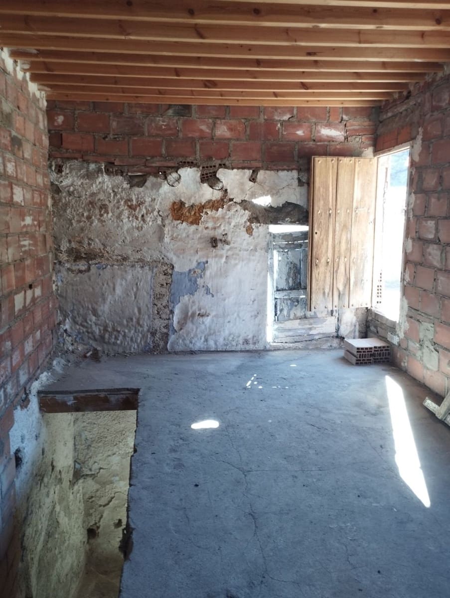 Maison de Ville à vendre à Alboloduy avec garage - 14 900 € (Ref: 9714296)