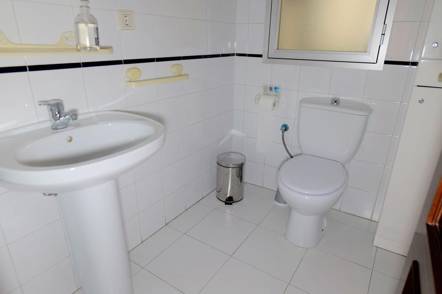 3 bedroom Apartment for rent in Granada city with garage - € 850 (Ref: 9719402)