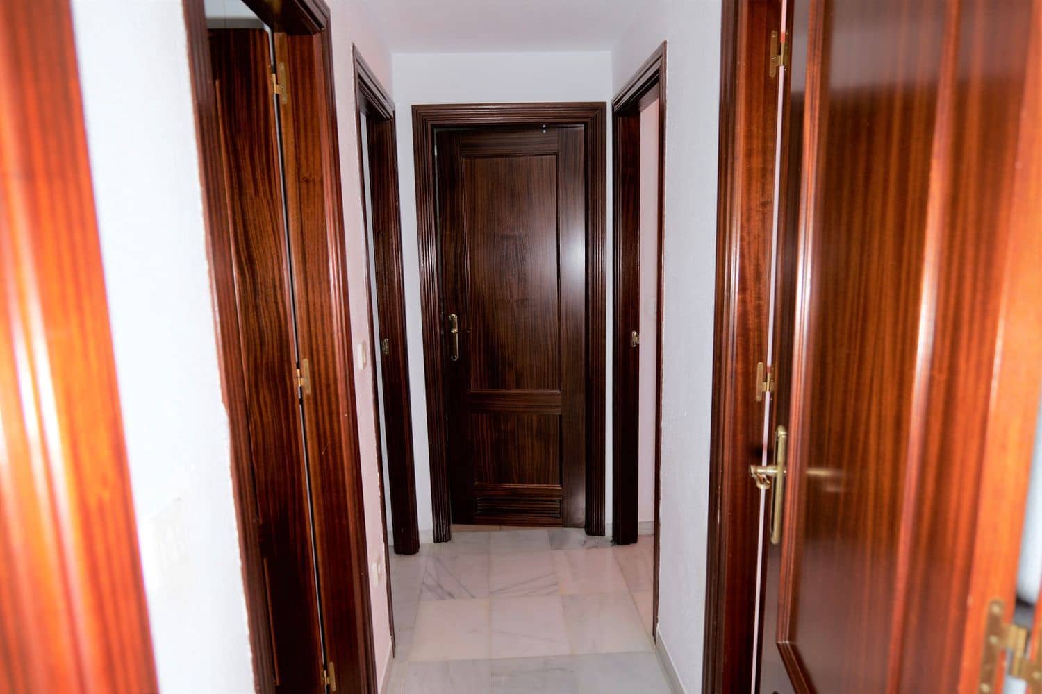 3 bedroom Apartment for rent in Granada city with garage - € 850 (Ref: 9719402)