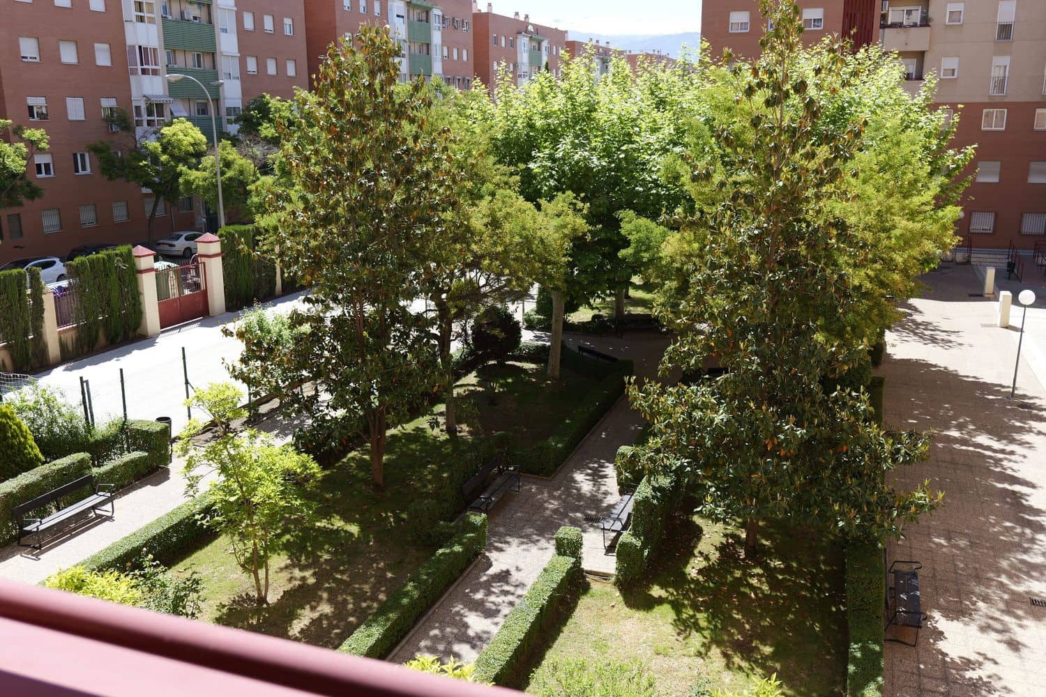 3 bedroom Apartment for rent in Granada city with garage - € 850 (Ref: 9719402)