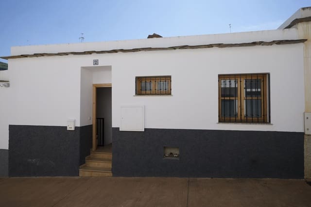 4 bedroom Townhouse for sale in Picena, Nevada with garage - € 59,700 (Ref: 9741467)