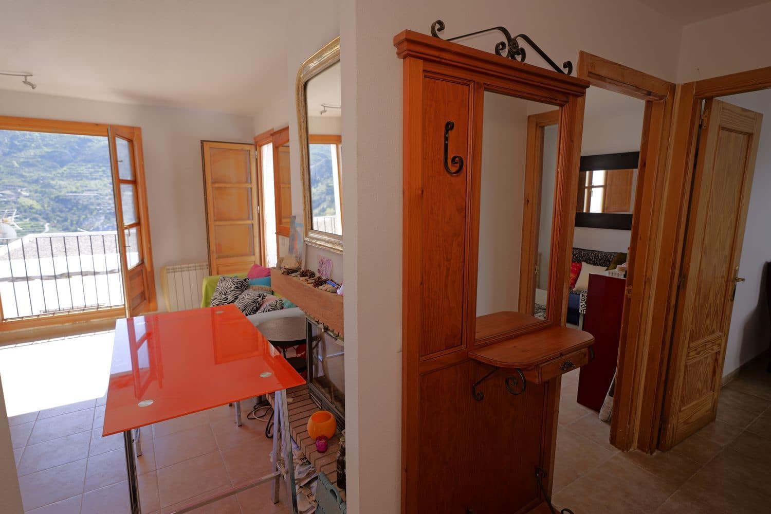 4 bedroom Townhouse for sale in Picena with garage - € 59,700 (Ref: 9741467)