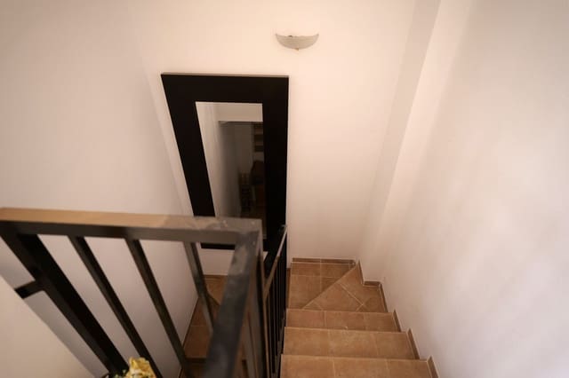 4 bedroom Townhouse for sale in Picena, Nevada with garage - € 59,700 (Ref: 9741467)